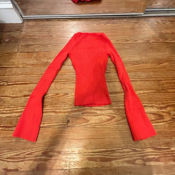 Sweater - Picture 2 of 3